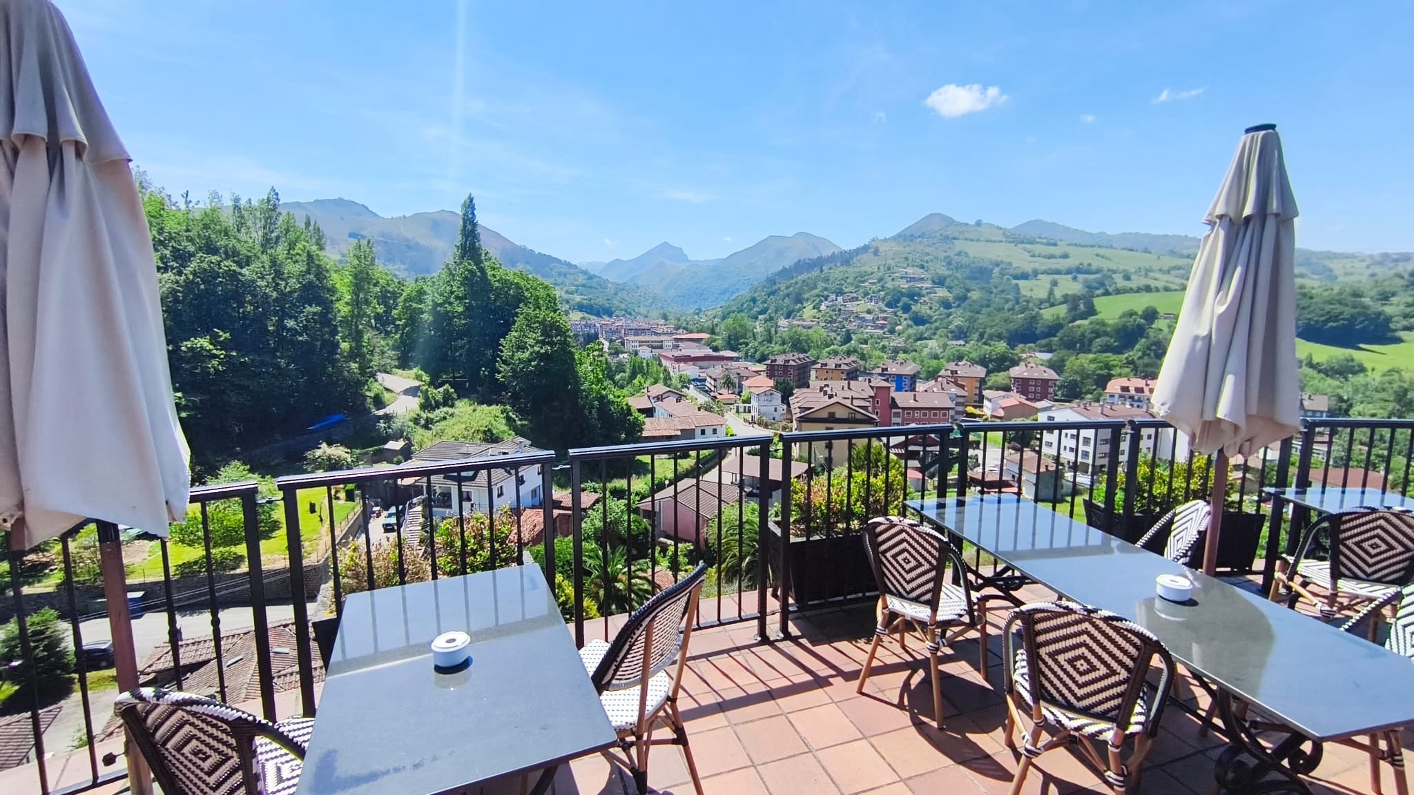 Restaurante Hotel Mirador de La Cepada, Cangas de Onís